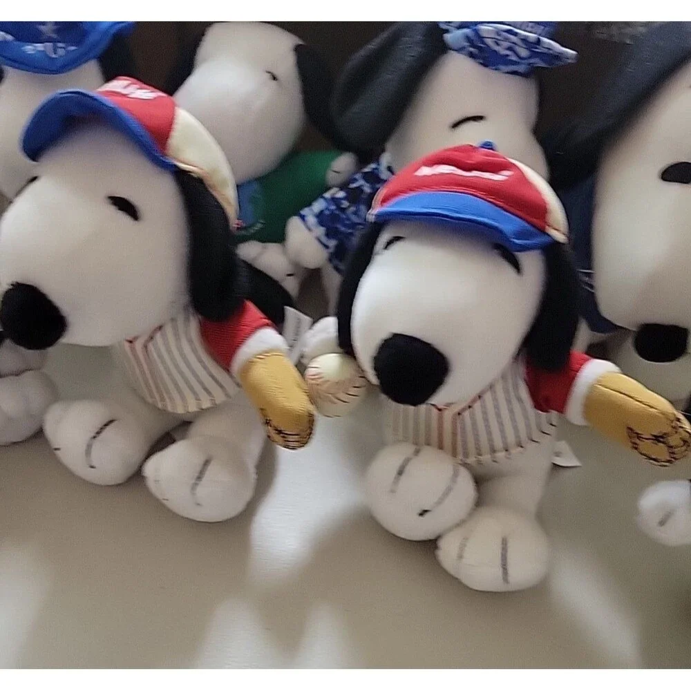 2011 Snoopy‎ Plush Toy Lot Metlife Dressed up Baseball July 4th Camo etc..